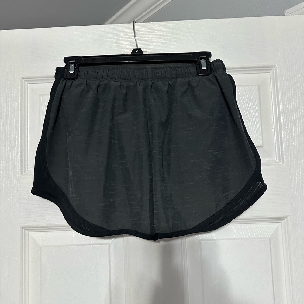 Nike Dri Fit Women's Athletic Running Shorts - Picture 5 of 11